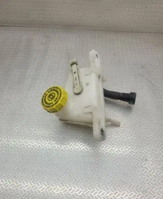 MG ZS Brake fluid reservoir 200328A