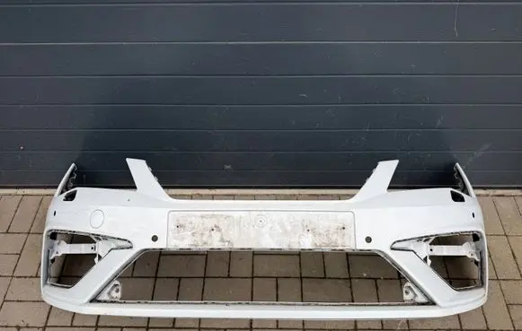 Seat Leon (5F) Front bumper 5F0807217