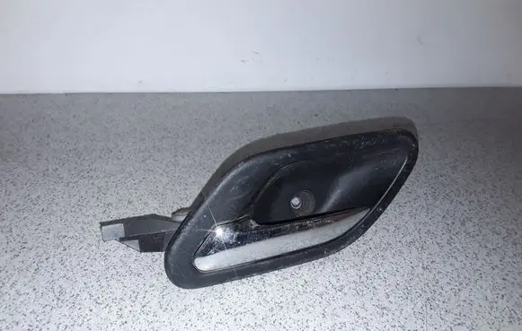 BMW 5 E39 Front door interior handle 8125513