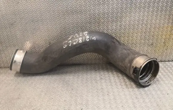 Mercedes-Benz CLS C218 X218 Intercooler hose/pipe 2045280682
