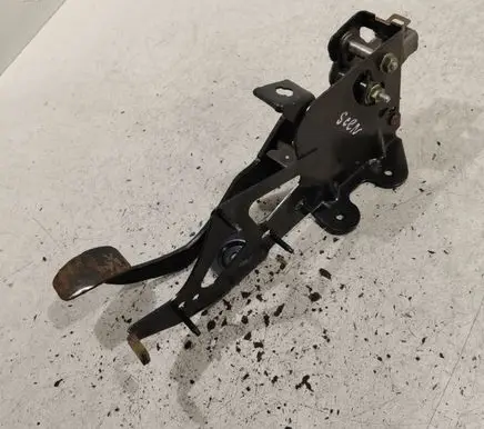 Renault Scenic II - Grand scenic II Brake pedal 20132A00