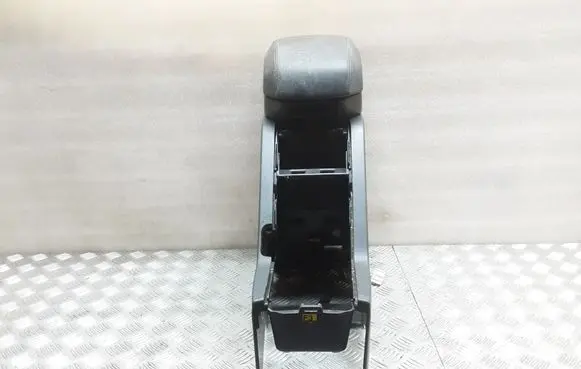 Chevrolet Captiva Armrest 330837
