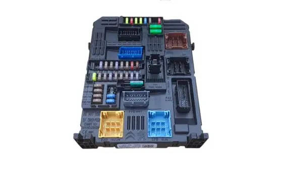 Opel Grandland X BSM Control unit 9819854780 28550138 1361844495