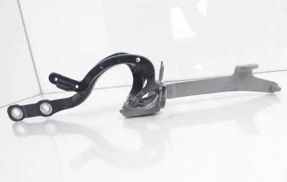 BMW 5 G30 G31 Tailgate/trunk/boot hinge 7390414