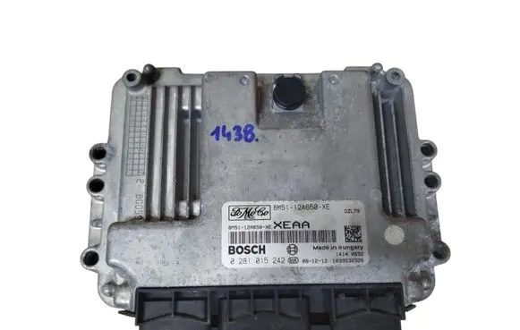 Ford Focus Engine control unit/module ECU 8M5112A650XE 0281015242