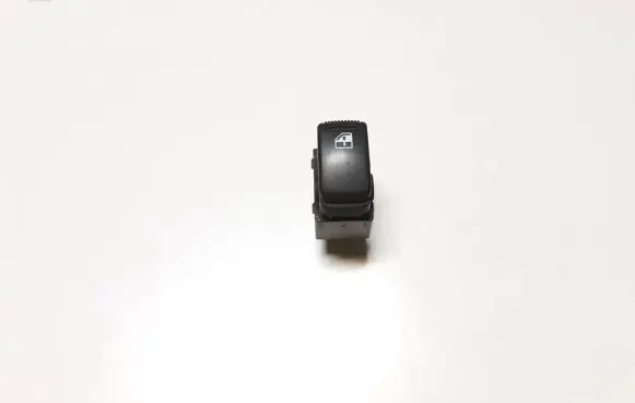 Hyundai Tucson JM Electric window control switch