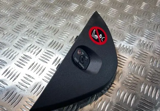 Volvo XC60 Passenger airbag on/off switch 30795214