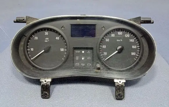 Opel Movano A Speedometer (instrument cluster) 8200408677
