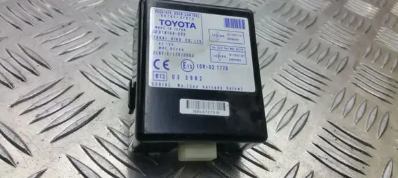 Toyota Corolla Verso AR10 Door control unit/module 897410F010