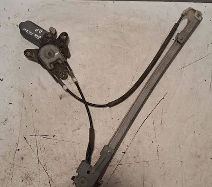 Peugeot 806 Front door electric window regulator 111386