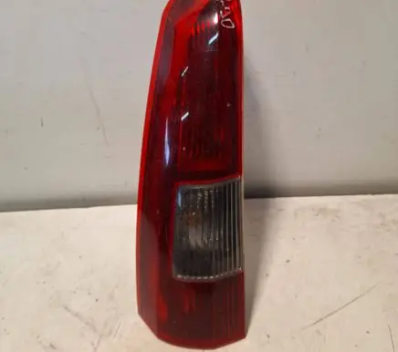 Volvo V70 Rear/tail lights 152843 9154433