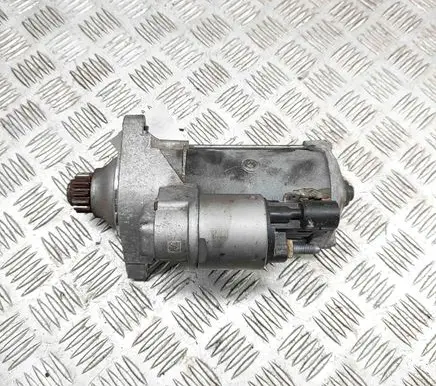 Volkswagen PASSAT B8 Starter motor 02E911022C