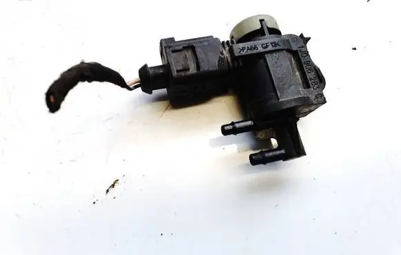 Volkswagen Golf IV Turbo solenoid valve 1J0906283C