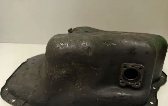 Toyota Corolla Verso AR10 Oil sump 