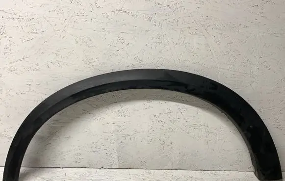 Volvo XC90 Front arch trim 30655181