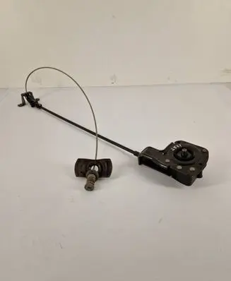 Citroen C4 I Picasso Spare wheel mounting bracket 