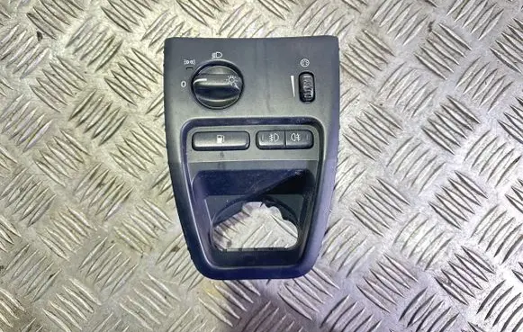 Volvo XC90 Light switch 30739318 MG185100007