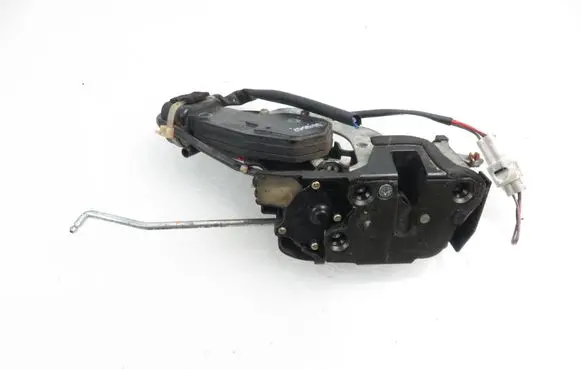 Suzuki Grand Vitara I Front door lock