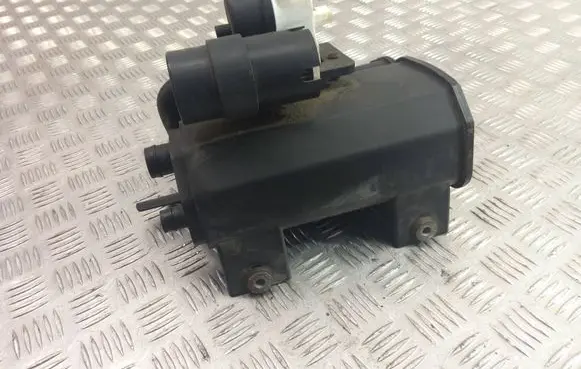 BMW X3 F25 Vacuum air tank 7162365 7216548 7162350