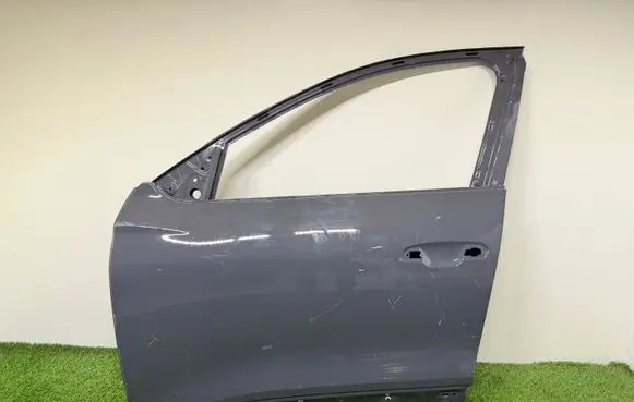 Audi Q6 e-tron Front door 85H831311