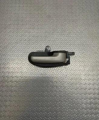 Toyota Yaris Front door interior handle 7930