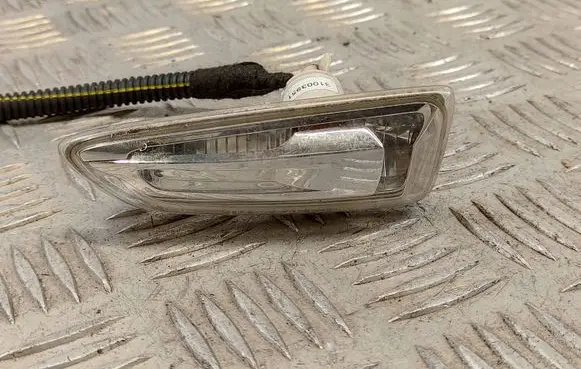 Opel Astra K Front fender indicator light 13491088