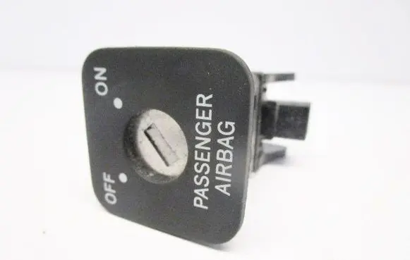 Toyota Yaris Passenger airbag on/off switch 559000D210