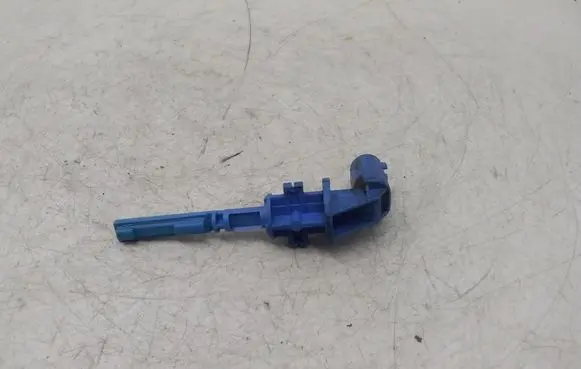 BMW 5 F10 F11 Coolant level sensor 7553919