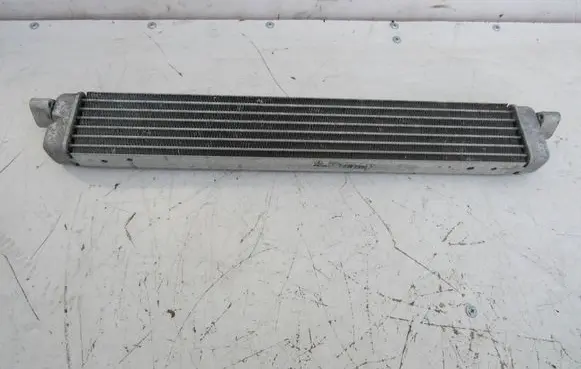 Mercedes-Benz E W212 Engine oil radiator A0995001500