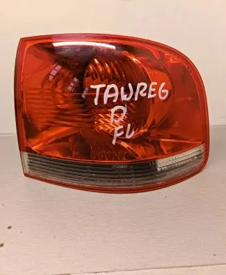 Volkswagen Touareg I Rear/tail lights 7L6945258