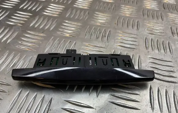 Mercedes-Benz E W212 Parking PDC sensor display screen A0015424623