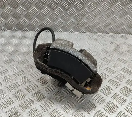 Mercedes-Benz C W204 Front brake caliper A2044212581