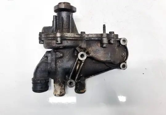 Volkswagen PASSAT B4 Water pump
