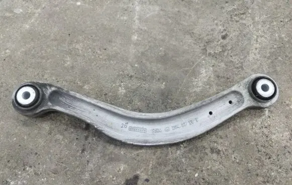 Mercedes-Benz C W205 Rear control arm 20407F17