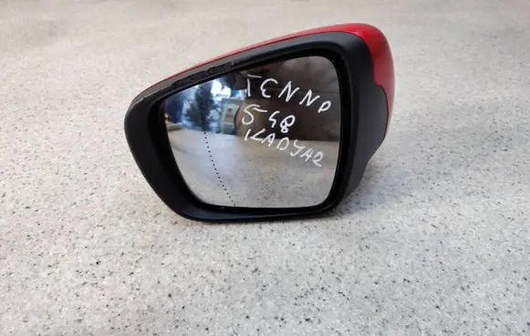Renault Kadjar Front door electric wing mirror 