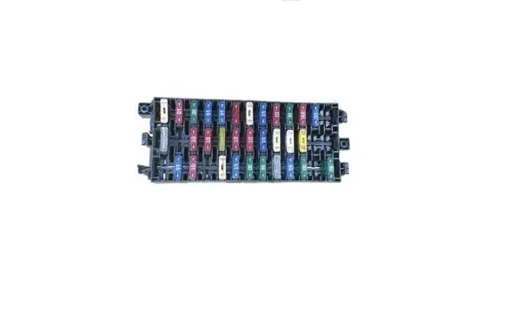 Renault Master II Fuse module 8200405690 2210307