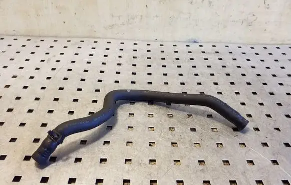 Nissan X-Trail T31 Engine coolant pipe/hose 07915TNS