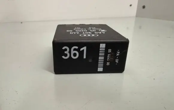Audi A4 S4 B5 8D Light relay 4A0907440 05020500
