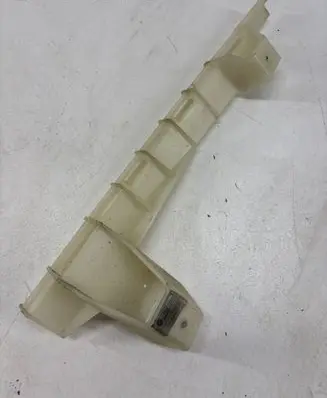 Skoda Karoq Rear door windshield rail 575839613