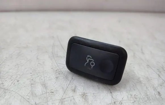 Tailgate opening switch
