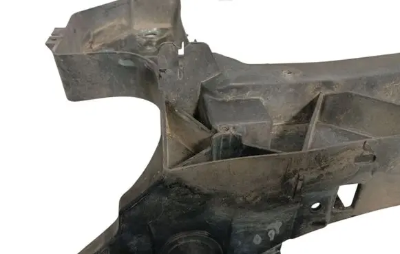 Renault Megane I Front bodywork piece 