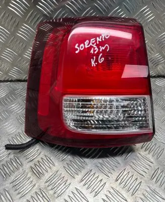 KIA Sorento Rear/tail lights 924012P520