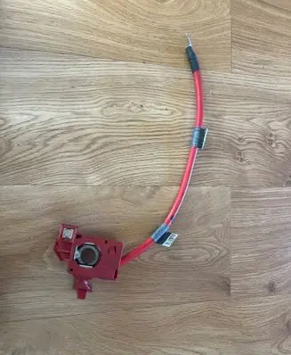 BMW 3 E92 E93 Positive cable (battery) 61126988974 6988974