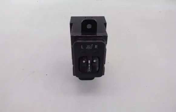 Subaru Forester SH Seat heating switch
