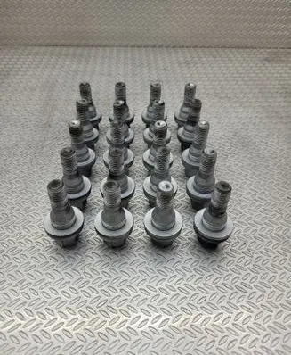 Opel Astra L Nuts/bolts 