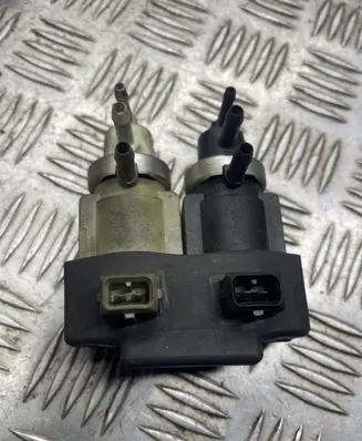 Audi A8 S8 D3 4E Turbo solenoid valve 059906629 PX0425223