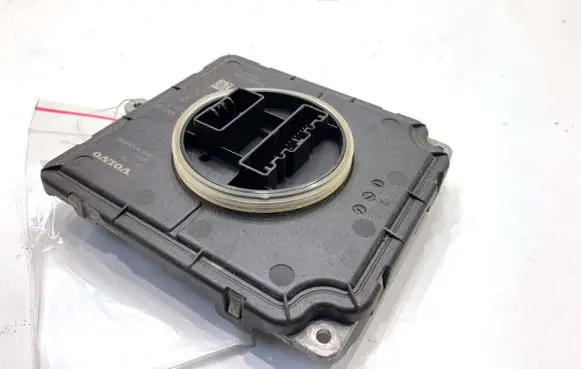 Volvo XC60 Voltage converter/converter module 31427787