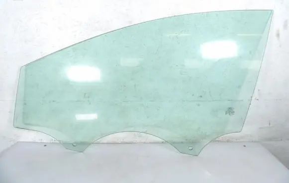 Ford Focus ST Front door window glass four-door F1EB-A21411-A