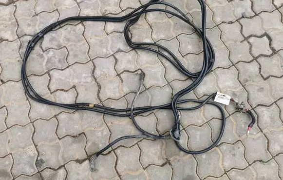 Volvo S80 Positive cable (battery) 
