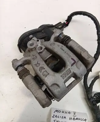 Opel Mokka B Rear brake caliper 9842295280